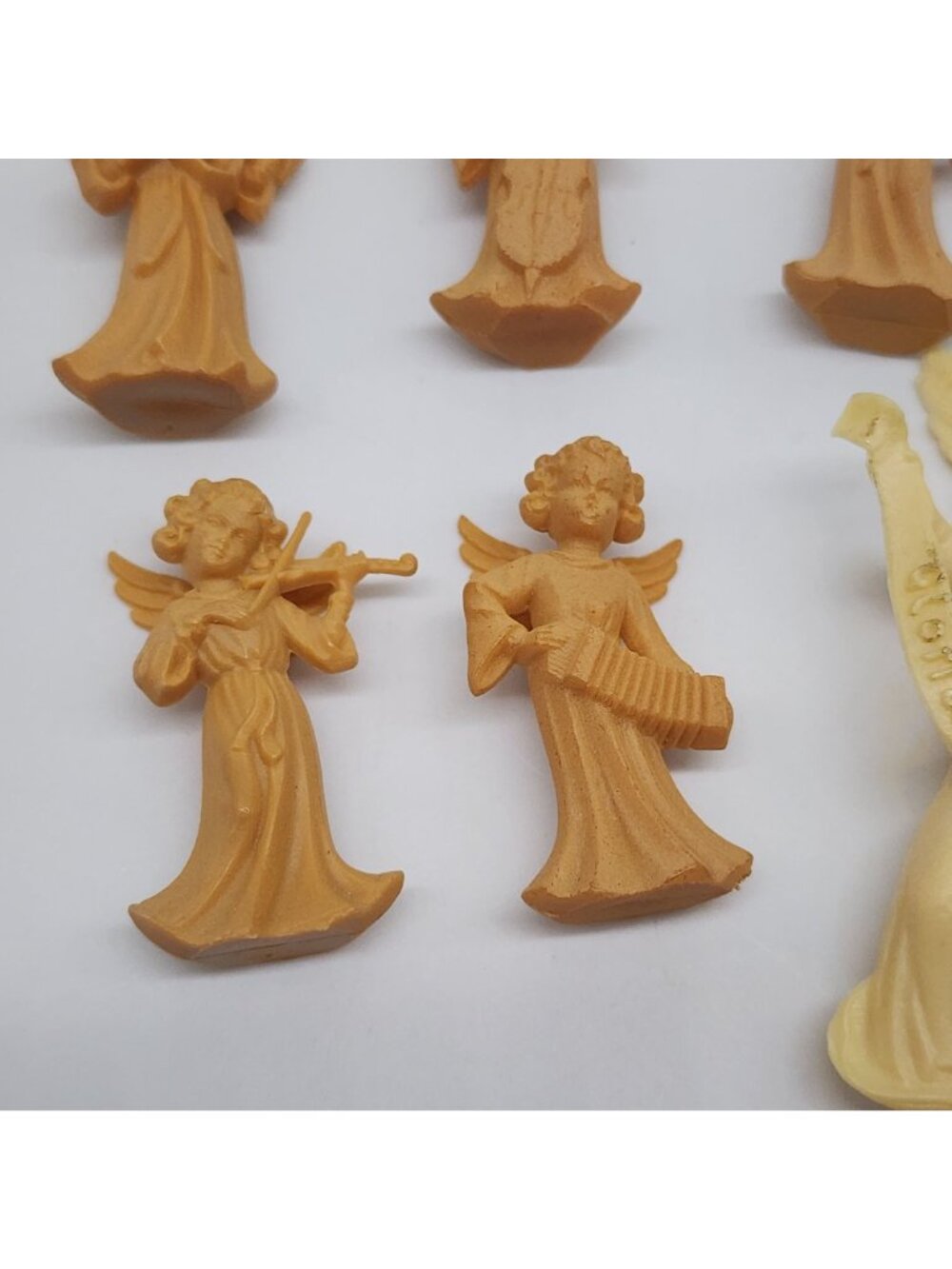 Vintage Plastic Angel Ornaments Musical Instruments Craft Embellishments Lot of - Picture 6 of 8